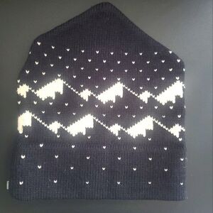 Vermont Originals Black and White Wool Beanie